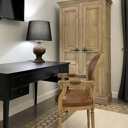 Dimora Borghese “Whitaker” Apartment Palermo Exterior photo